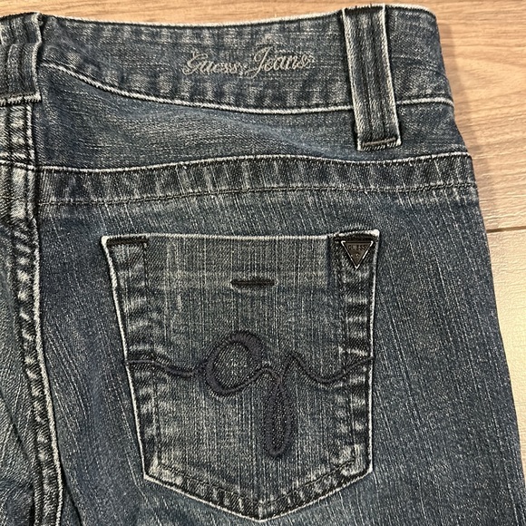 Guess Jeans - Daredevil Boot Cut - Size: 26 - Picture 3 of 5